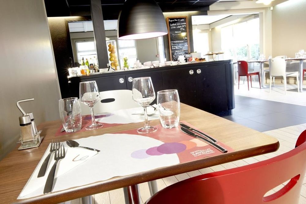 Hotel Campanile Lourdes Restaurant photo