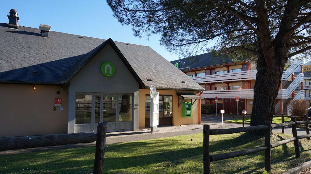 Hotel Campanile Lourdes Extérieur photo