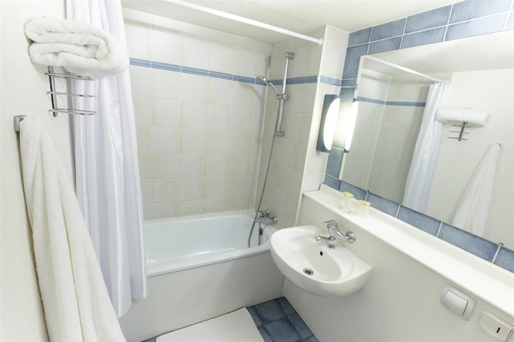 Hotel Campanile Lourdes Extérieur photo